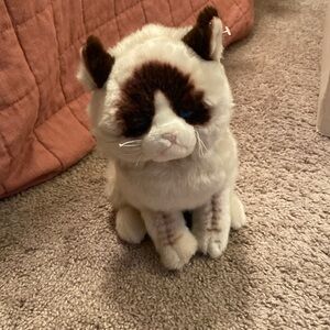 Grumpy Cat plush doll